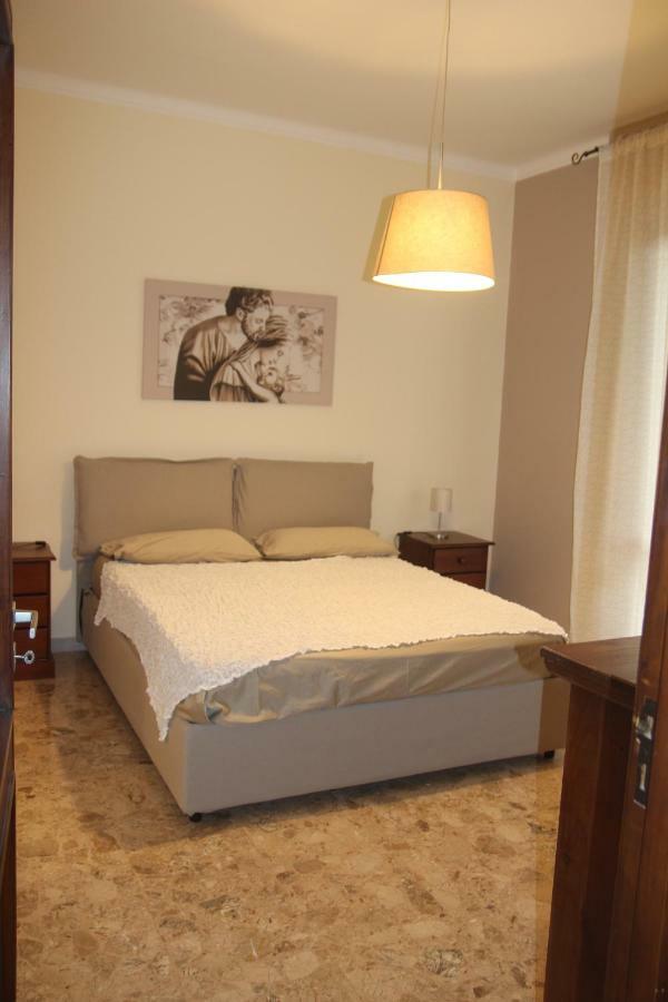 Artemisia Apartment *